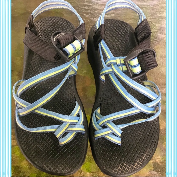 🎉HOST PICK🎉 Chaco sandals - Picture 1 of 3